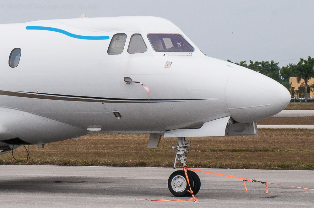 Nose of the early series, with a cockpit roof that seems to be sort of Image