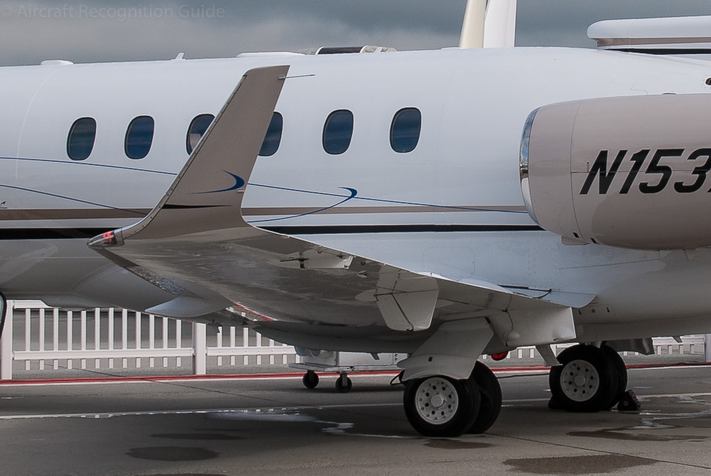The winglets of Hawker 800XPR, 850XP and 900XP are shorter than those of the 800XP. Image