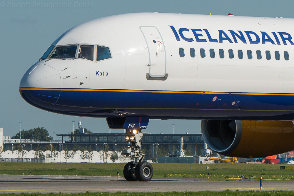 The nose of Boeing 757, with same cockpit windows as the Boeing 767. Image