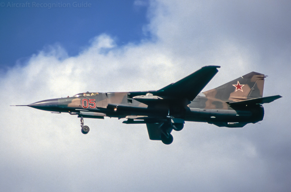 mirage 4000