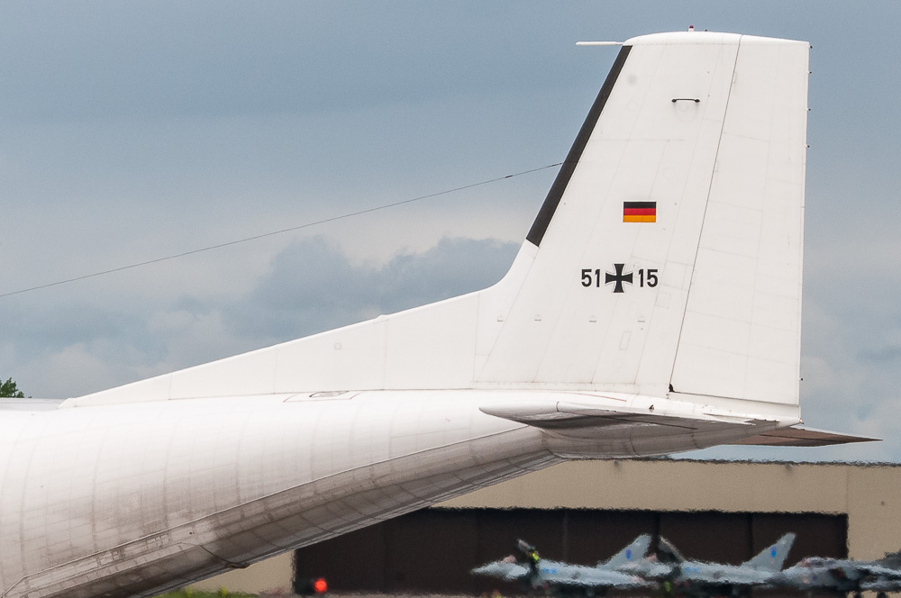 Like many military transport aircraft the rear fuselage of the Transall slopes up significantly. Above is a rectangular vertical stabiliser, slightly tapered towards the top. Image